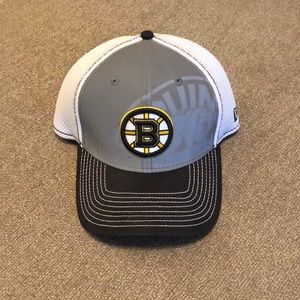 Bruins flex fit hat